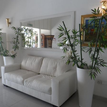 Geotanya Apartments Limassol Luaran gambar