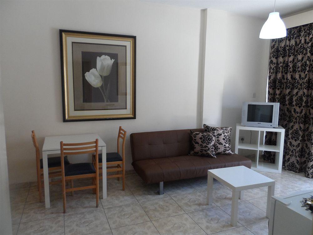 Geotanya Apartments Limassol Luaran gambar